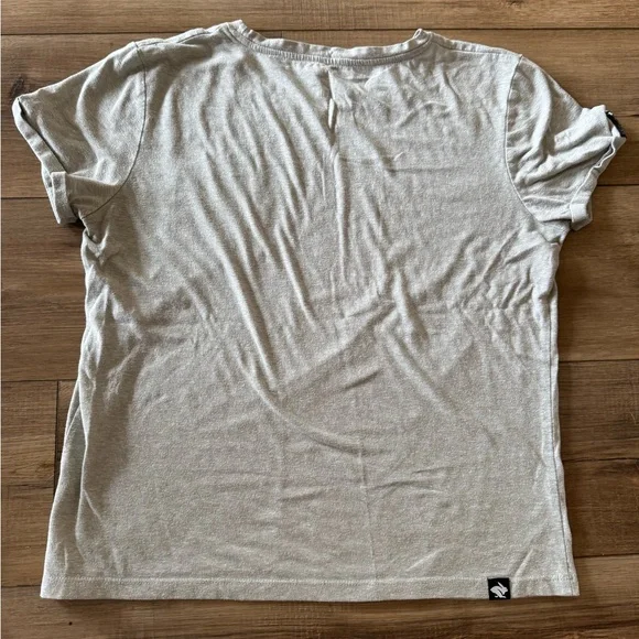 Rabbit Running x Kokom Scrunchies Remix Pocket Tee | M | VGUC | Grey/Floral - Picture 5 of 7